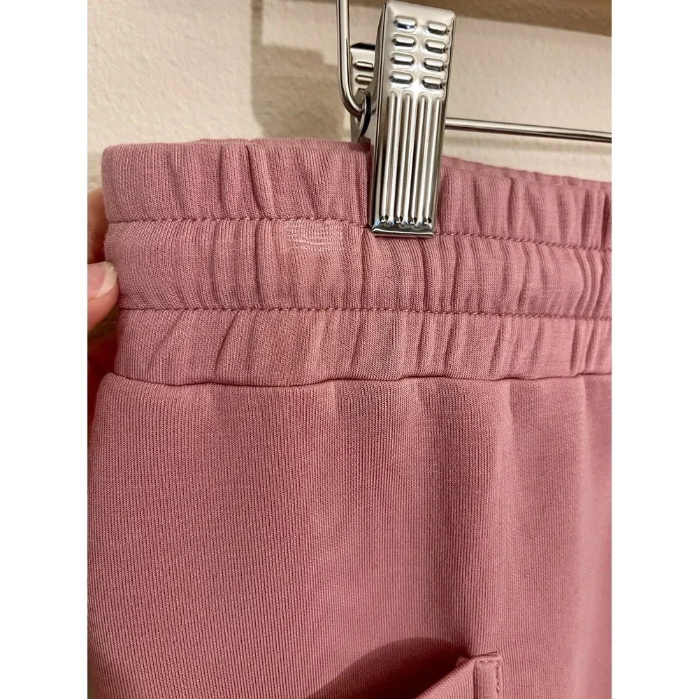 VARLEY SET Magnolia Half-Zip Sleeveless Tank Isabella Mid-Rise Short 4
